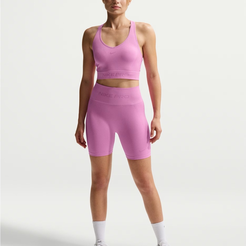 Nike Pro Seamless
Women's Dri-FIT High-Waisted 5" Biker Shorts